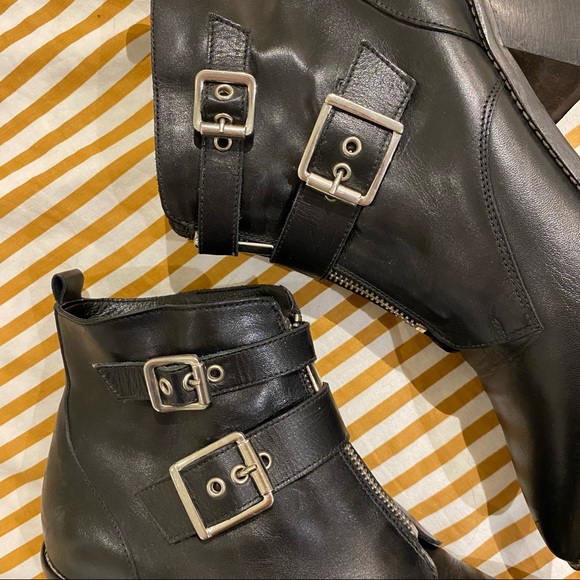 L’intervalle black leather ankle boots with buckles UK40 - Picture 4 of 5